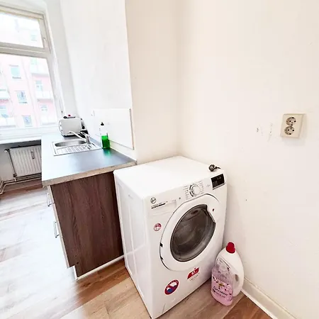 1room Flat With Kitchen Near Neukölln&kreuzberg *