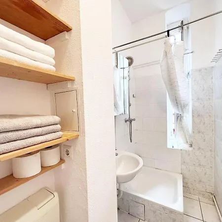 1room Flat With Kitchen Near Neukoelln & Kreuzberg דירה