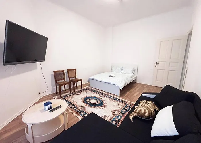 1room Flat With Kitchen Near Neukoelln & Kreuzberg Lägenhet Berlin