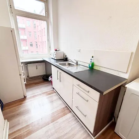 1room Flat With Kitchen Near Neukoelln & Kreuzberg شقة *